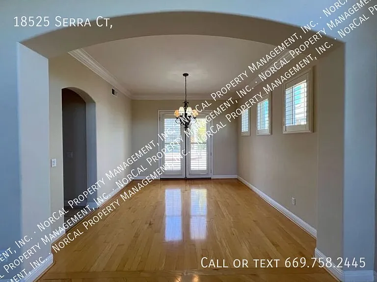 18525 Serra Ct — Photo 4