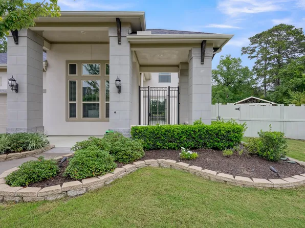 10402 Lake Palmetto Dr, Conroe, TX 77385