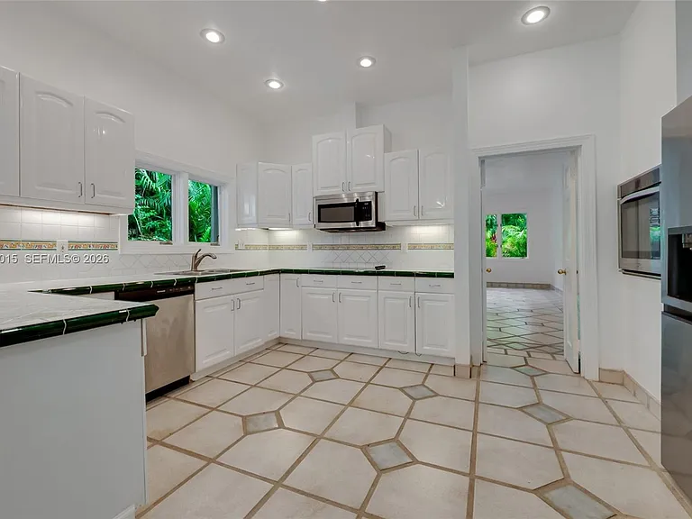 3797 El Prado Blvd — Photo 11