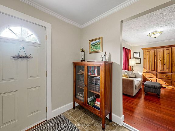 4th image of 21043 Dalton Rd