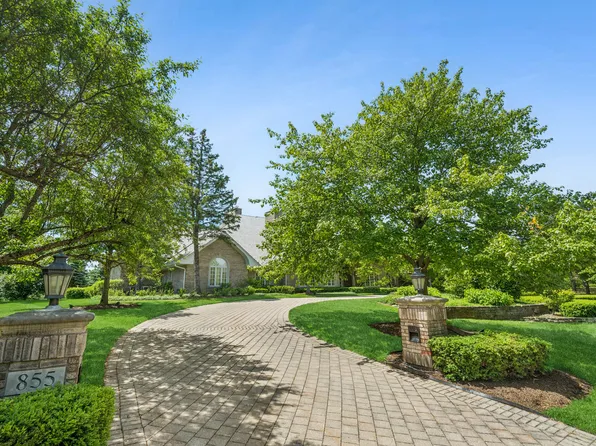 855 Jennifer Ct, Lake Forest, IL 60045