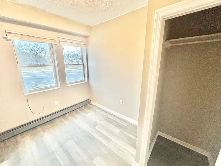 1830 E Riverside Dr #1 — Photo 8