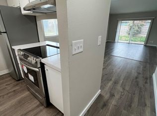 373 Whitesell Ct NE, Salem, OR 97301