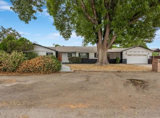 5649 E Garrett Ave, Fresno, CA 93727