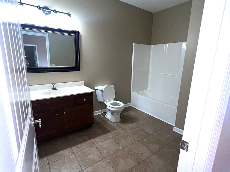 104 Saint Charles Pl — Photo 13