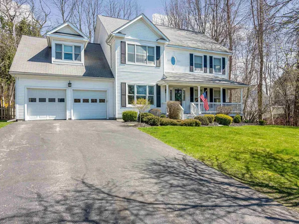 54 Muirfield Road, Burlington, VT 05408