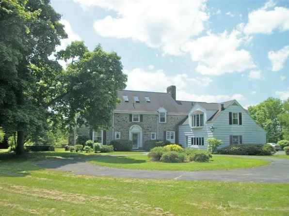 118 Edgewood Dr, Norwich, NY 13815