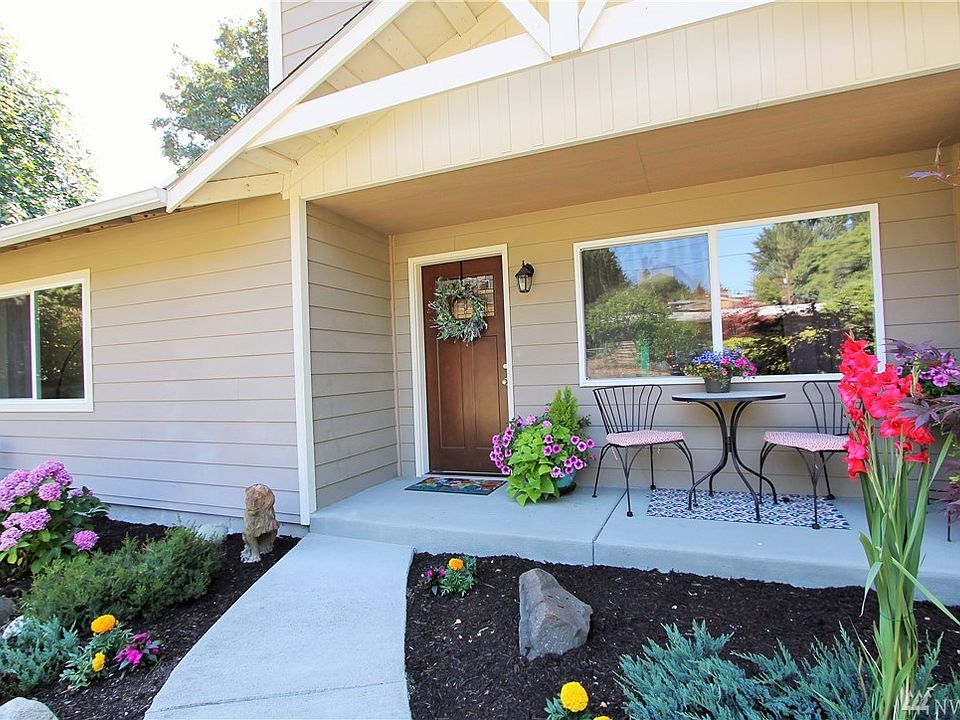 1st image of 23205 26th Ave S