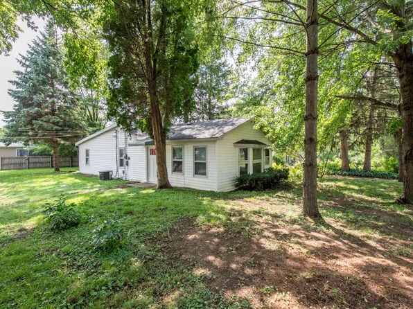 27215 115th St, Trevor, WI 53179