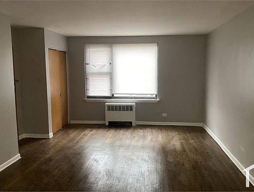 5th image of 7700 S Jeffery Blvd #1N
