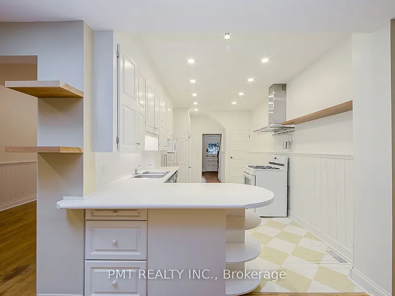 47 Herbert Ave — Photo 14