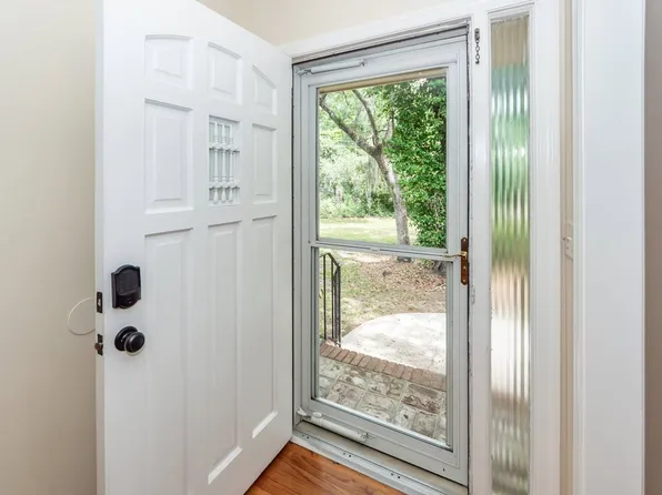 777 Bonham Dr, Charleston, SC 29412