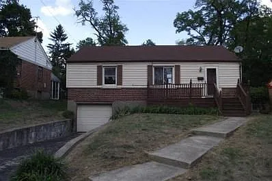 337 E Melford Ave photo 1
