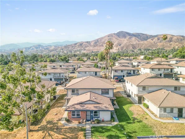 3436 Rainbow Ln, Highland, CA 92346