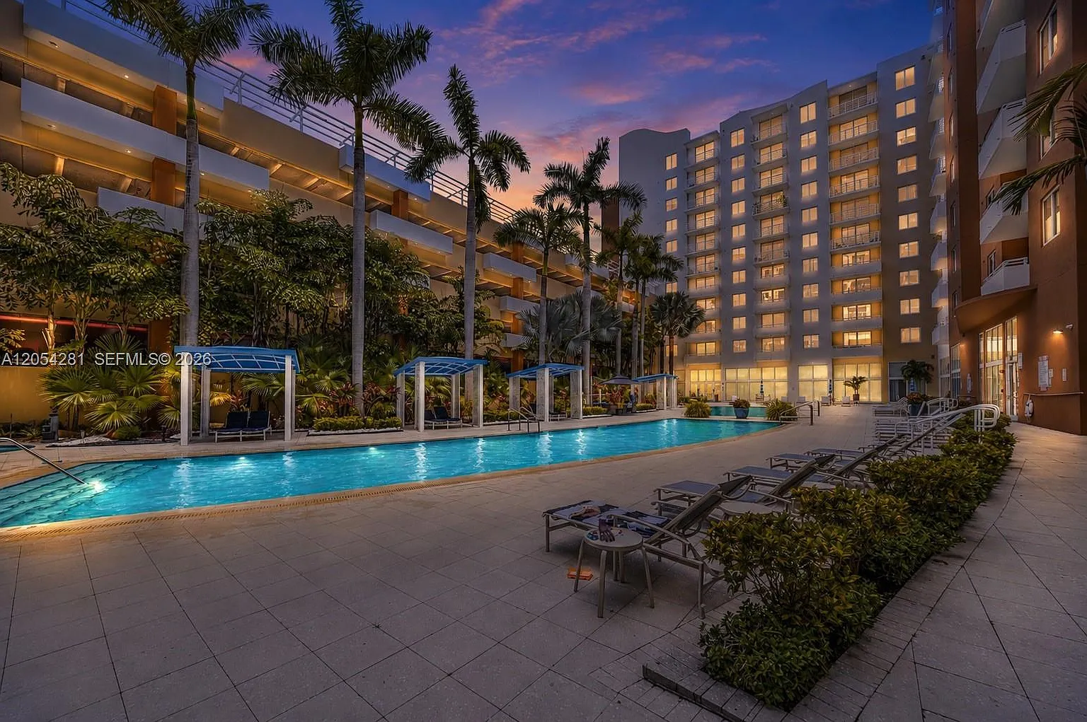 Venture At Aventura West — Photo 1