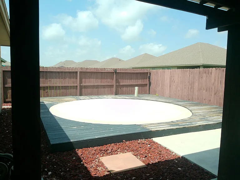 7825 Salais Dr — Photo 16
