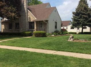 103 5th St, Waunakee, WI 53597