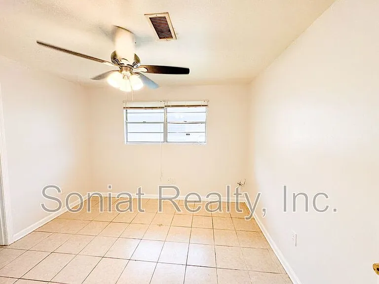 3400 Elysian Fields Ave — Photo 8