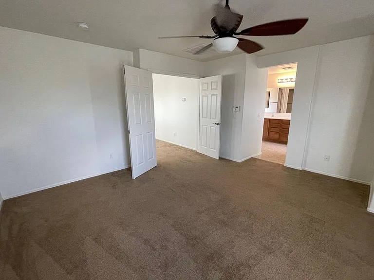 18235 N Alicia Ct — Photo 9