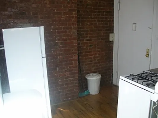 Rented by Match Realty | media 30