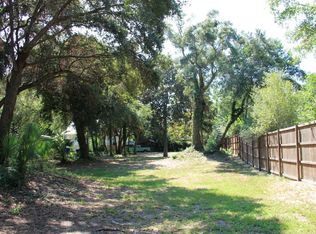 418 E Hudson Ave, Folly Beach, SC 29439