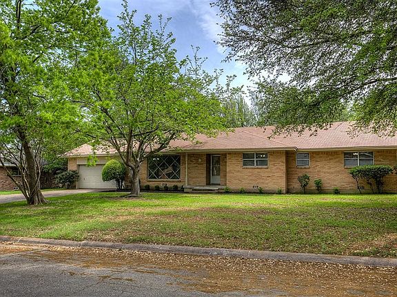 2nd image of 6307 Chapman Dr