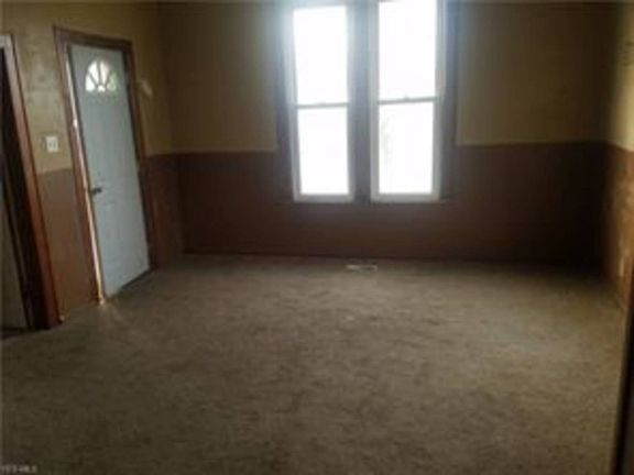 4th image of 715 Madison Ave