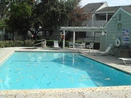 2nd image of 1566 Thornbriar Dr