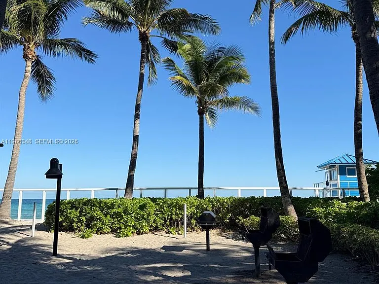 3001 S Ocean Dr #107 — Photo 22