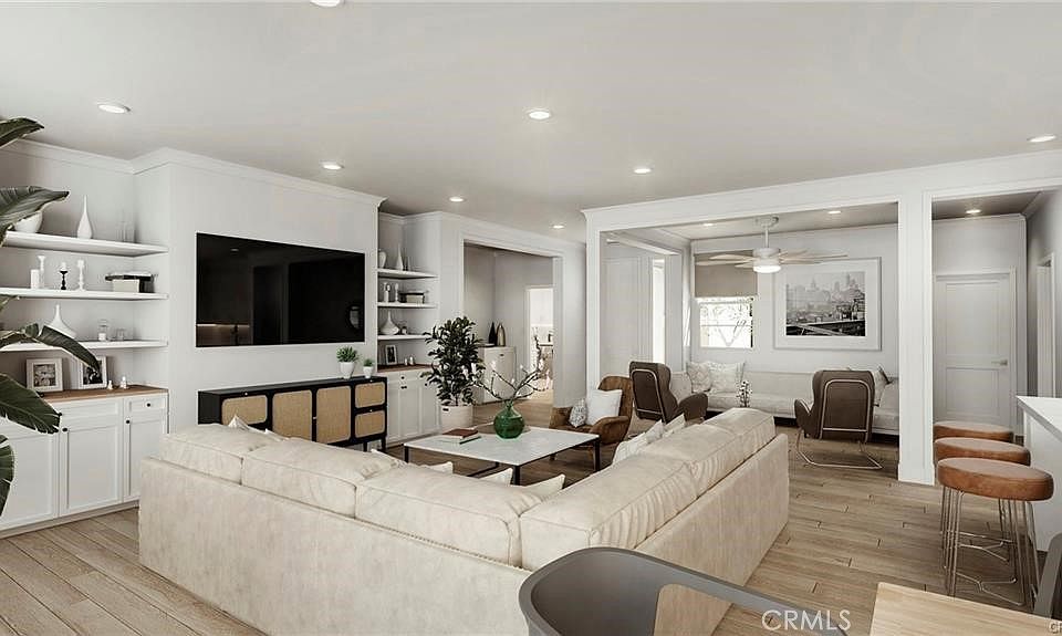 1st image of 7128 Farmdale Ave