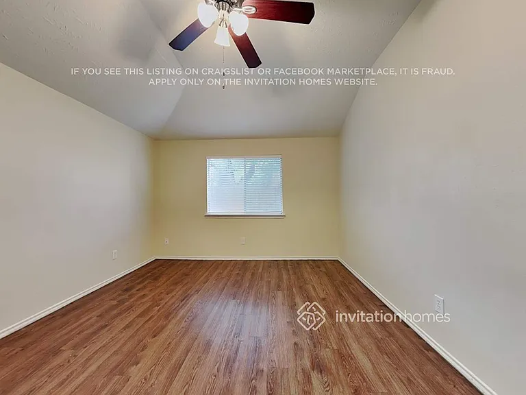 3902 Mattingham Dr — Photo 10