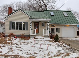 13 Colonial St, Waterville, ME 04901