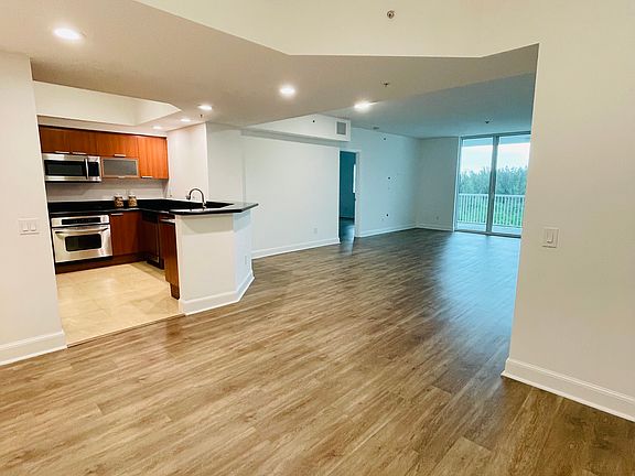 3rd image of 14951 Royal Oaks Ln APT 604