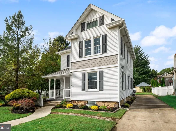 20 E Woodland Ave, Pitman, NJ 08071