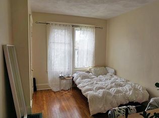 353 Crescent St #32B, Waltham, MA 02453