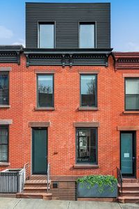 319 Carroll St, Brooklyn, NY, 11231