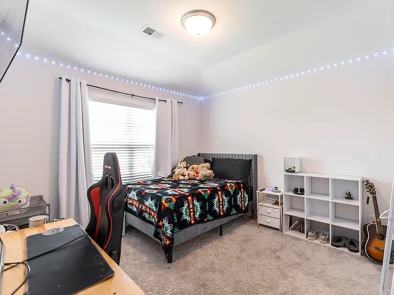 105 Pearl Moss Ln — Photo 29