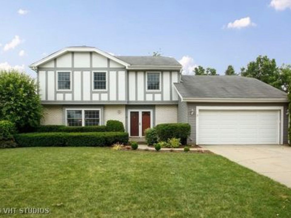 1st image of 301 W Golf Rd