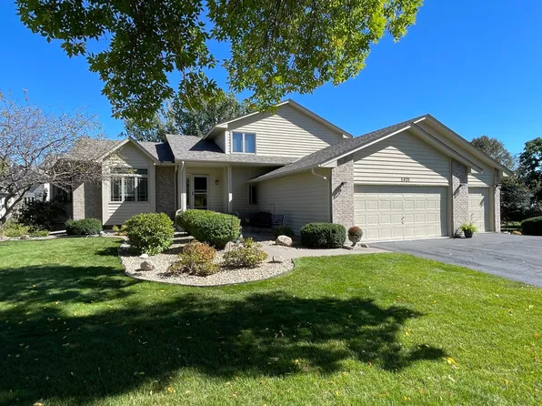 5420 Underwood Ln N, Plymouth, MN 55442