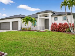 2103 SW 49th Terrace Cpe, Coral, FL 33914