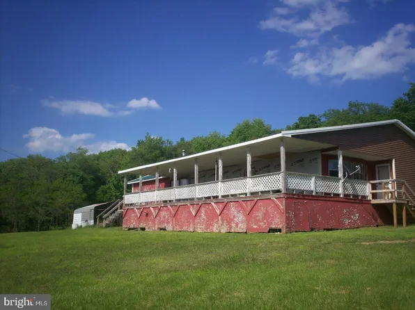 1675 Arnold Mine Rd, Elk Garden, WV 26717