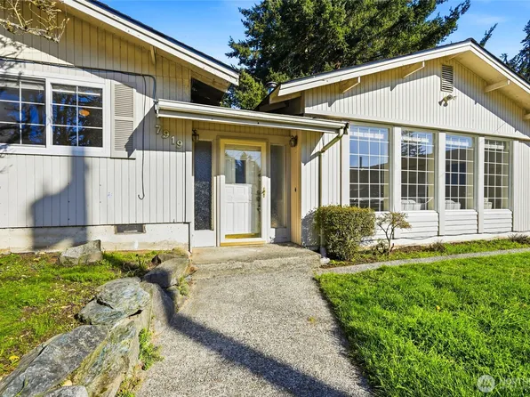 7919 194th Place SW, Edmonds, WA 98026