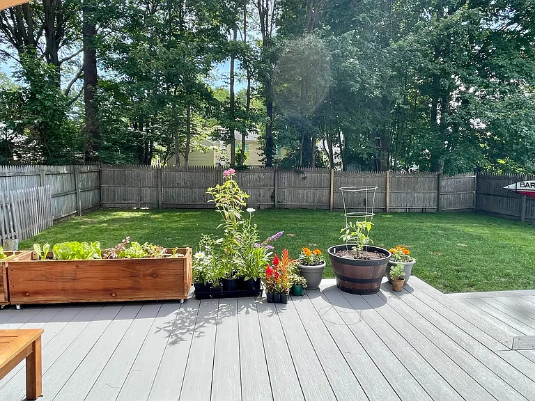 39 Brookside Ave — Photo 36