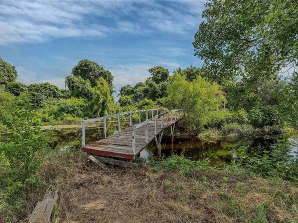 10843 Us Highway 90 W, Harwood, TX 78632