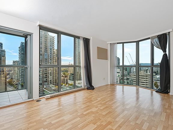 4th image of 1188 Howe St #2401