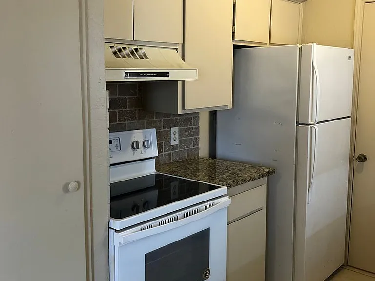 7534 NW Tango Rd — Photo 9