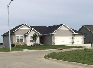 1507 Falcon Rdg, Waterloo, IA 50701