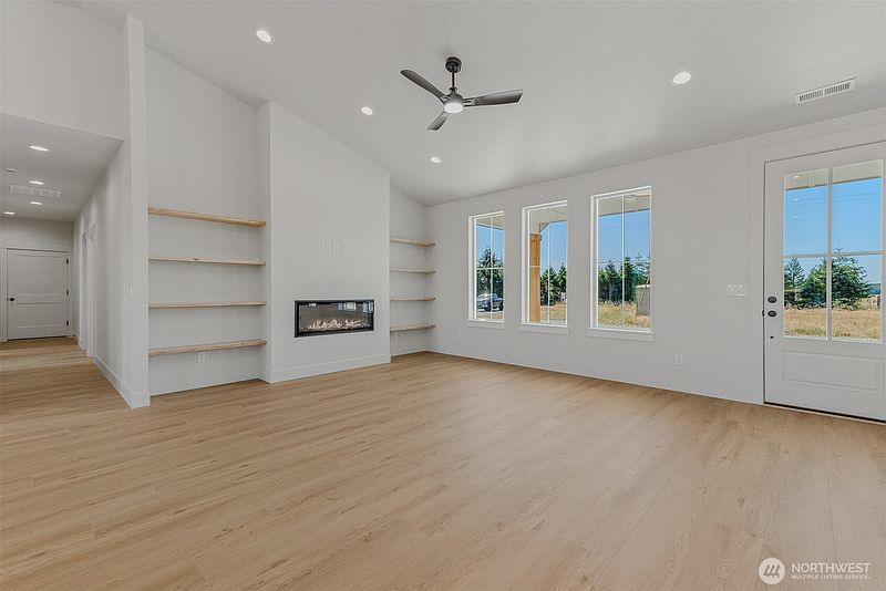 5th image of 457 Antrim Road