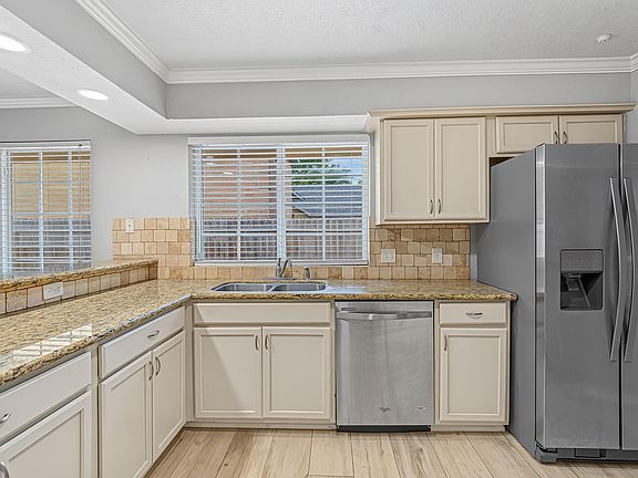 5th image of 2519 Williams Grant St