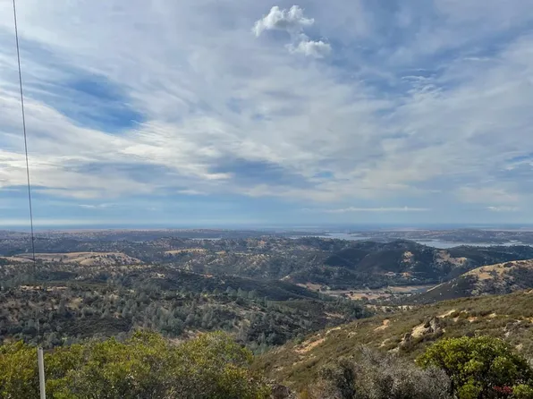 Moccassin Rnch, La Grange, CA 95329